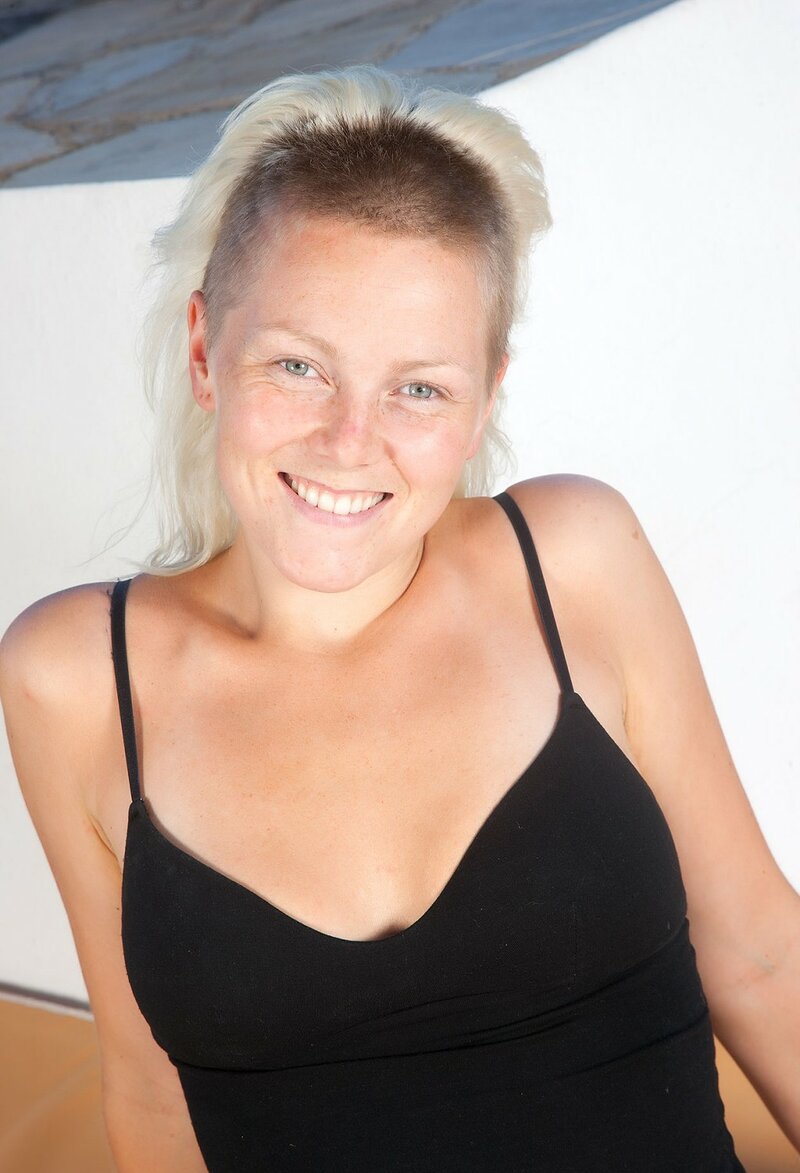 Амелия, 31 год, 0 размер груди